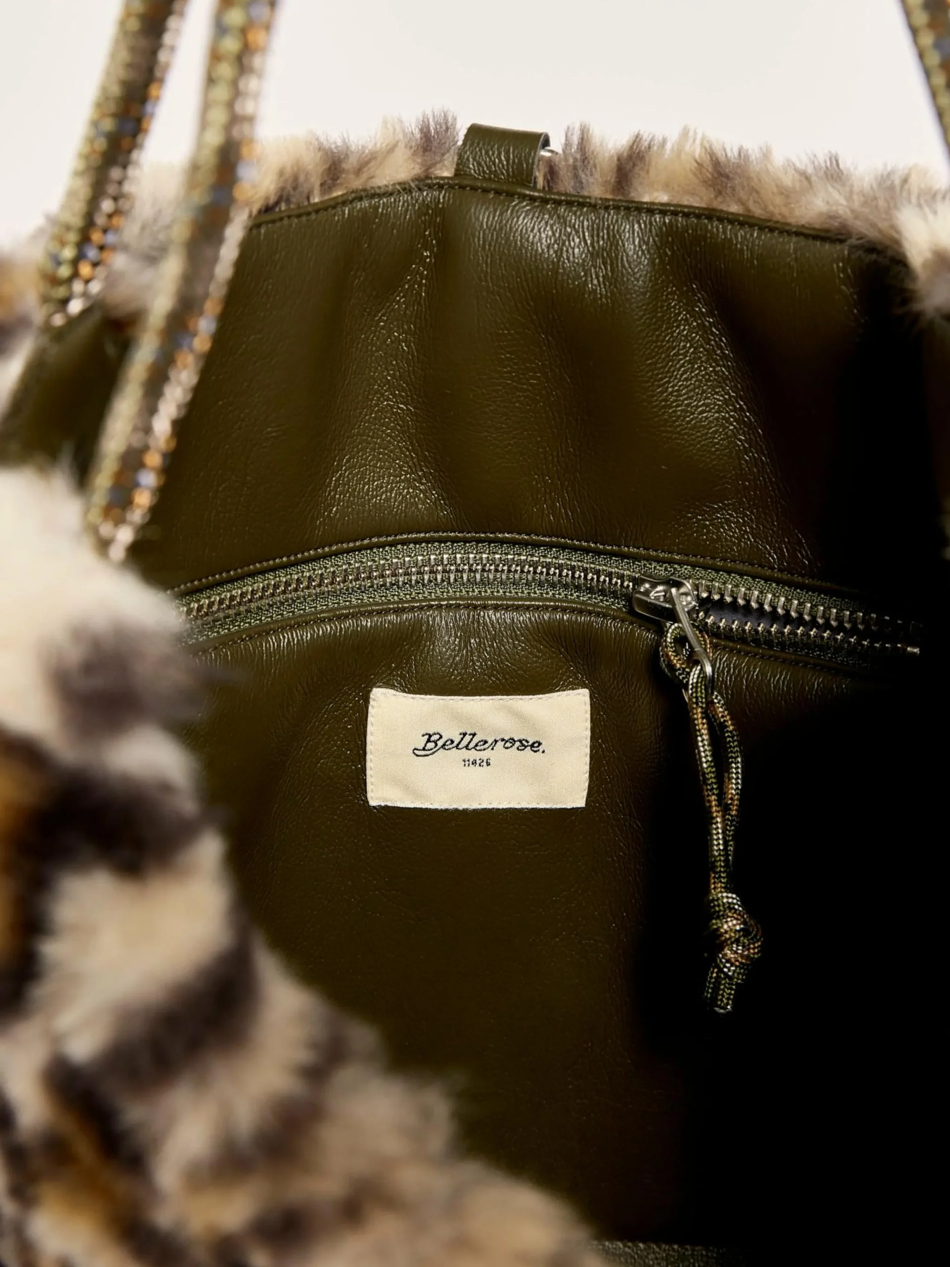 Helmin Tas