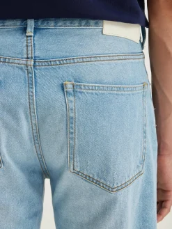 Peeg Tapered Jeans