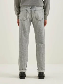 Peeg Tapered Jeans